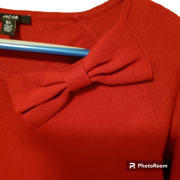 Jacob Red Bow Sweater - Picture 5 of 5